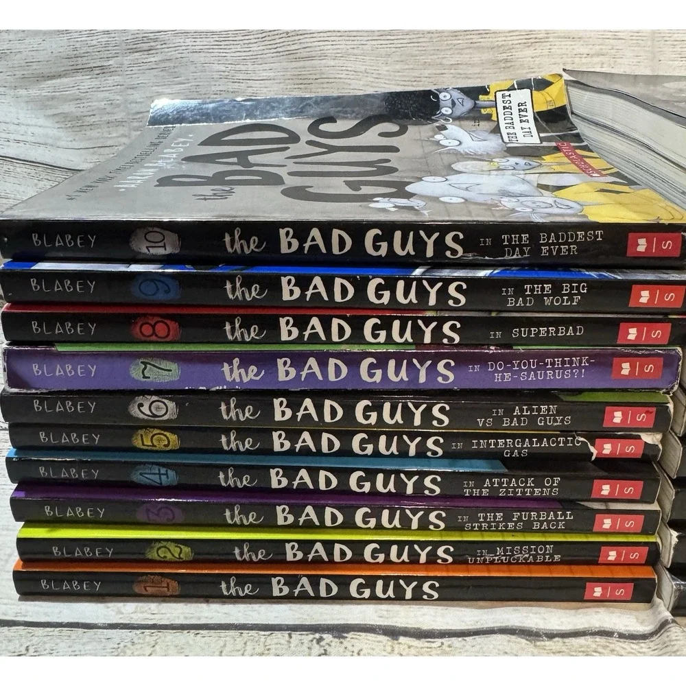Complete Set Series - Lot of 20 THE BAD GUYS books by Aaron Blabey Paperback